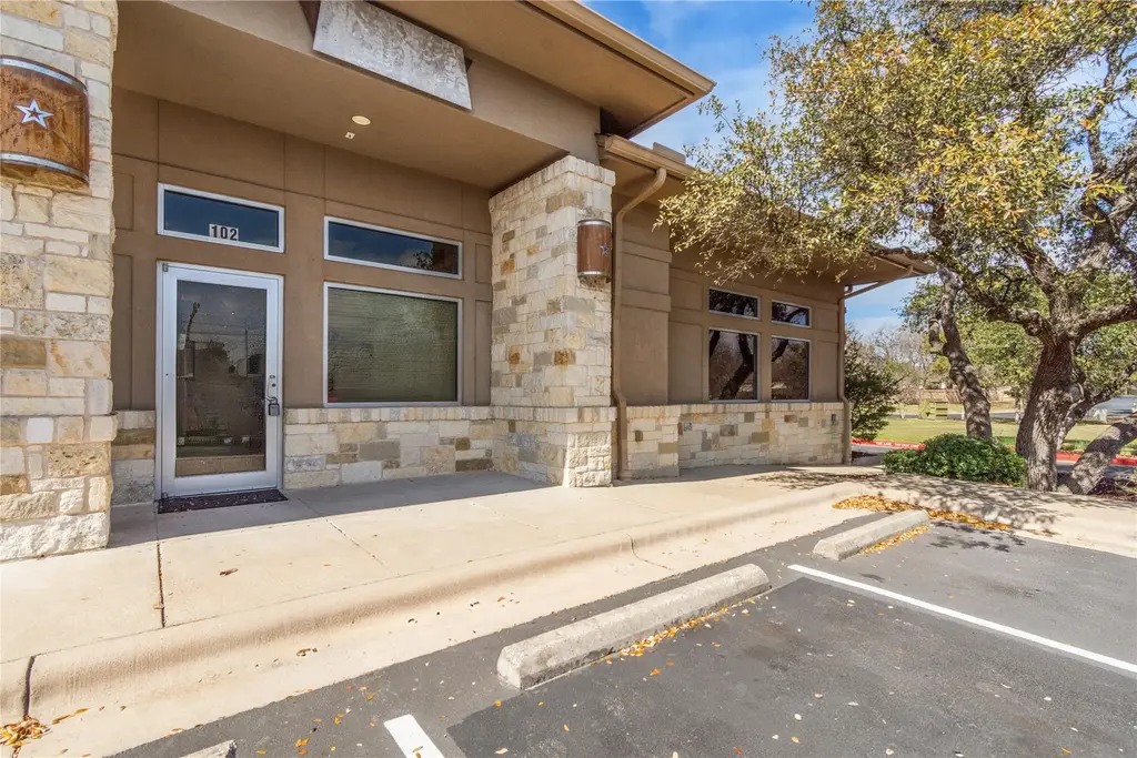 3401 Royal Vista Boulevard B102, Round Rock