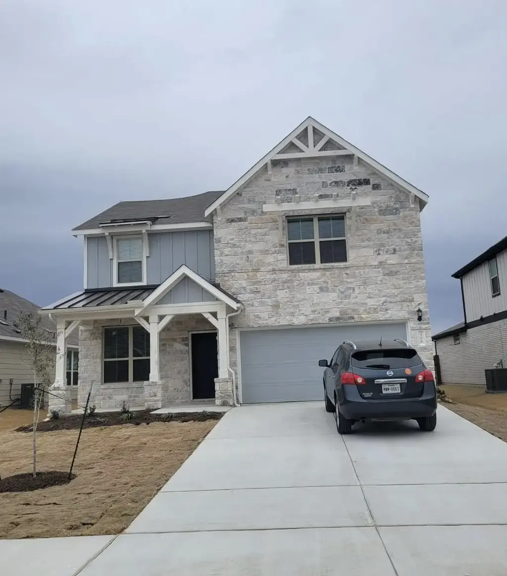 506 Georgia Lace Trail, Georgetown