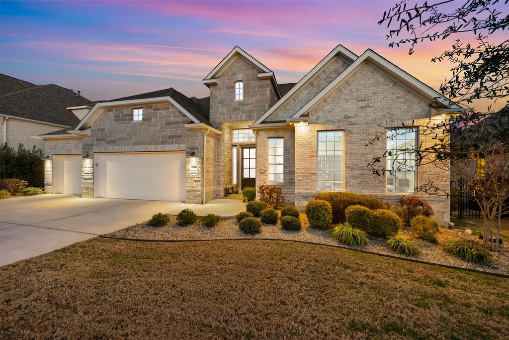 438 Pear Tree Lane, Austin