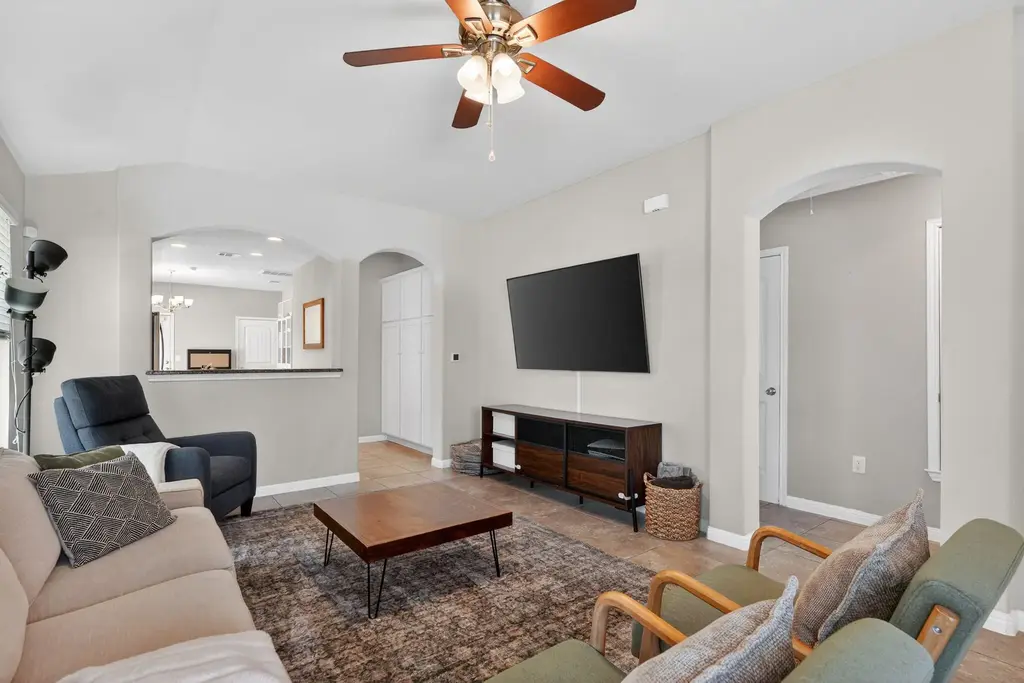 201 Cane River Road, Pflugerville