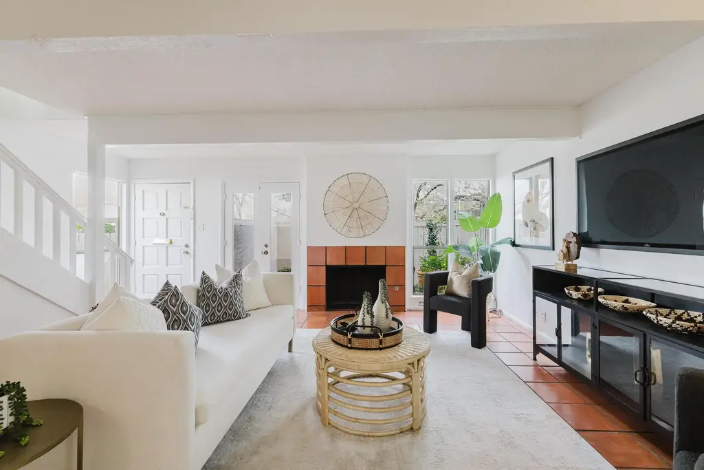 3500 Enfield F, Austin