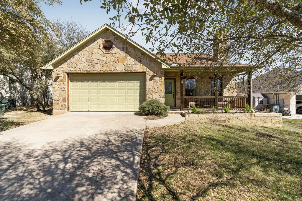 10233 Twin Lake Loop, Dripping Springs