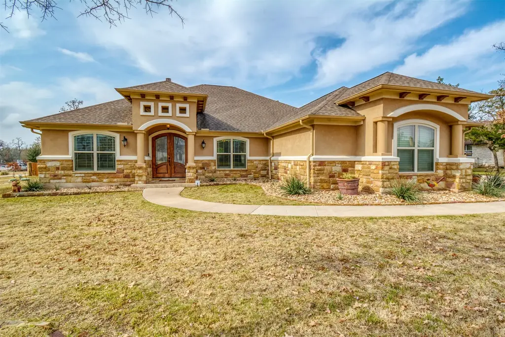 142 Trailblazer Drive, Bastrop