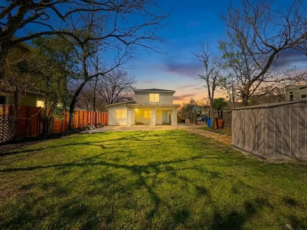 3024 E 12th Street, Austin