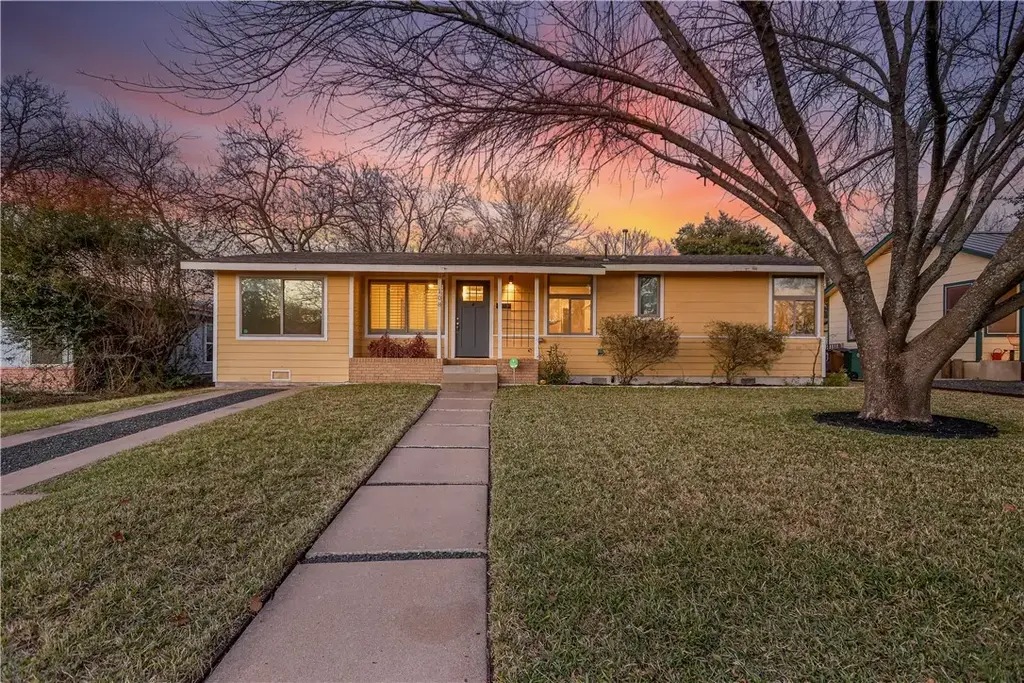108 E Skyview Road, Austin