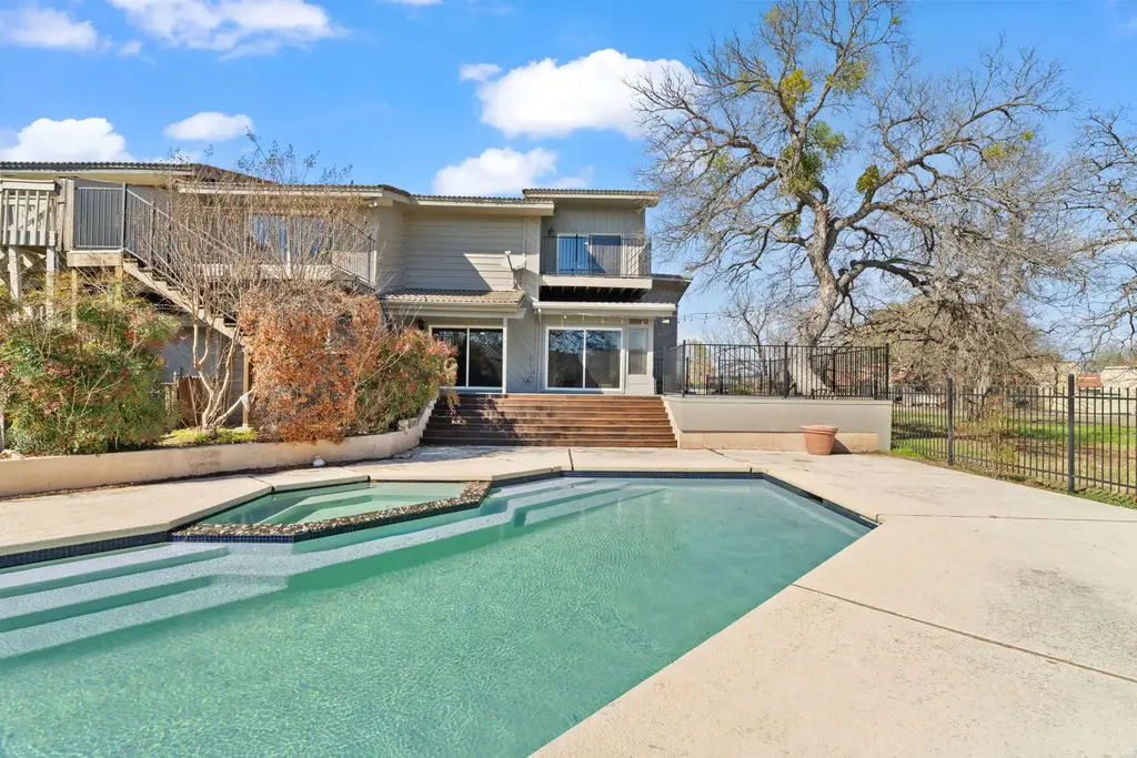 207 Free Rein 1, Horseshoe Bay