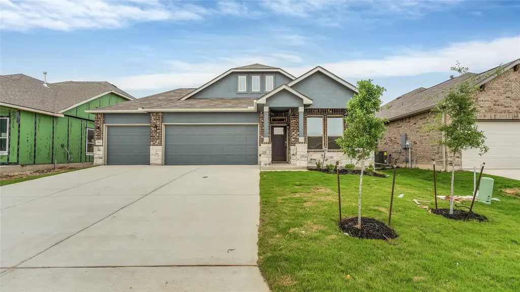 1941 Colonial Ave Avenue, New Braunfels