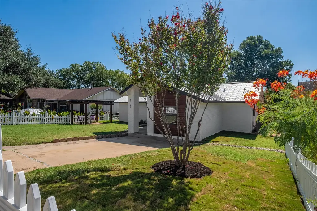 6201 Waycross Drive, Austin