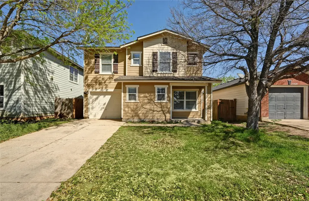 13520 Alysheba Drive, Del Valle