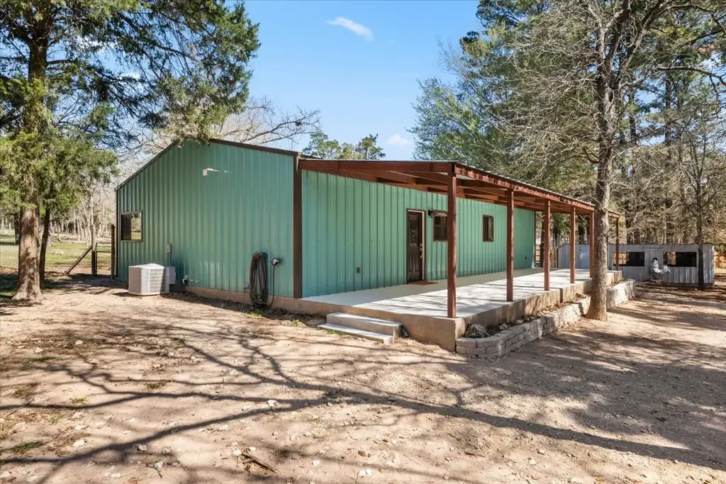 144 Old Potato Road, Paige