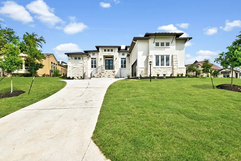 905 Crestone Stream Drive, Austin