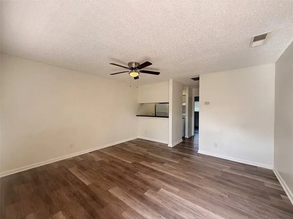2607 Ektom Drive B, Austin
