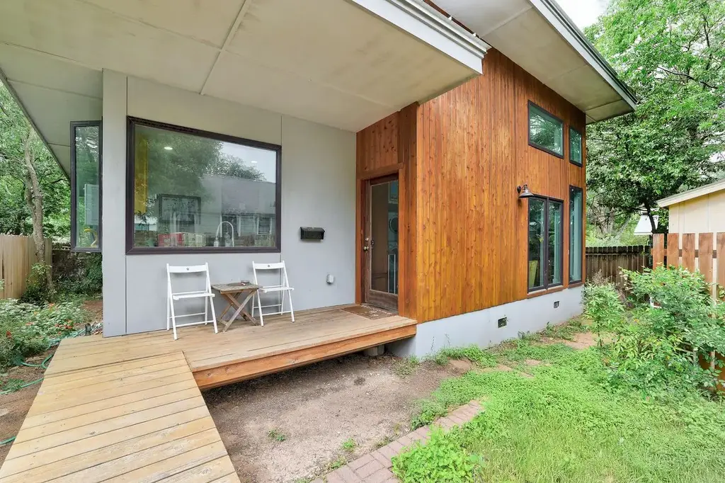809 E 44th Street, Austin
