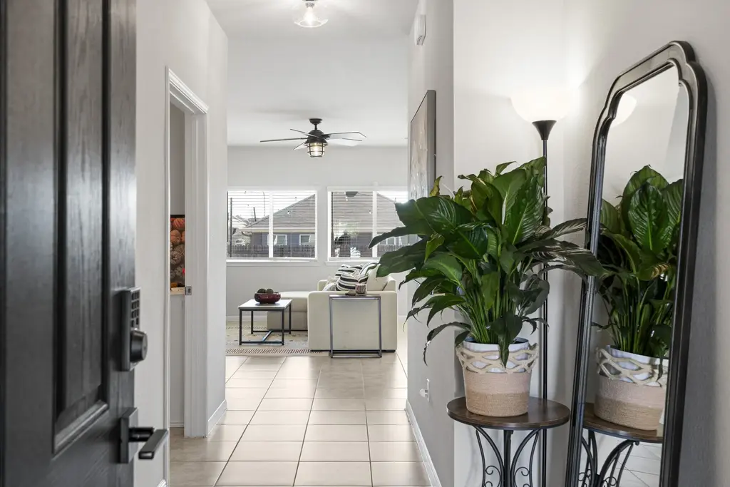 10305 Bankhead Drive, Austin