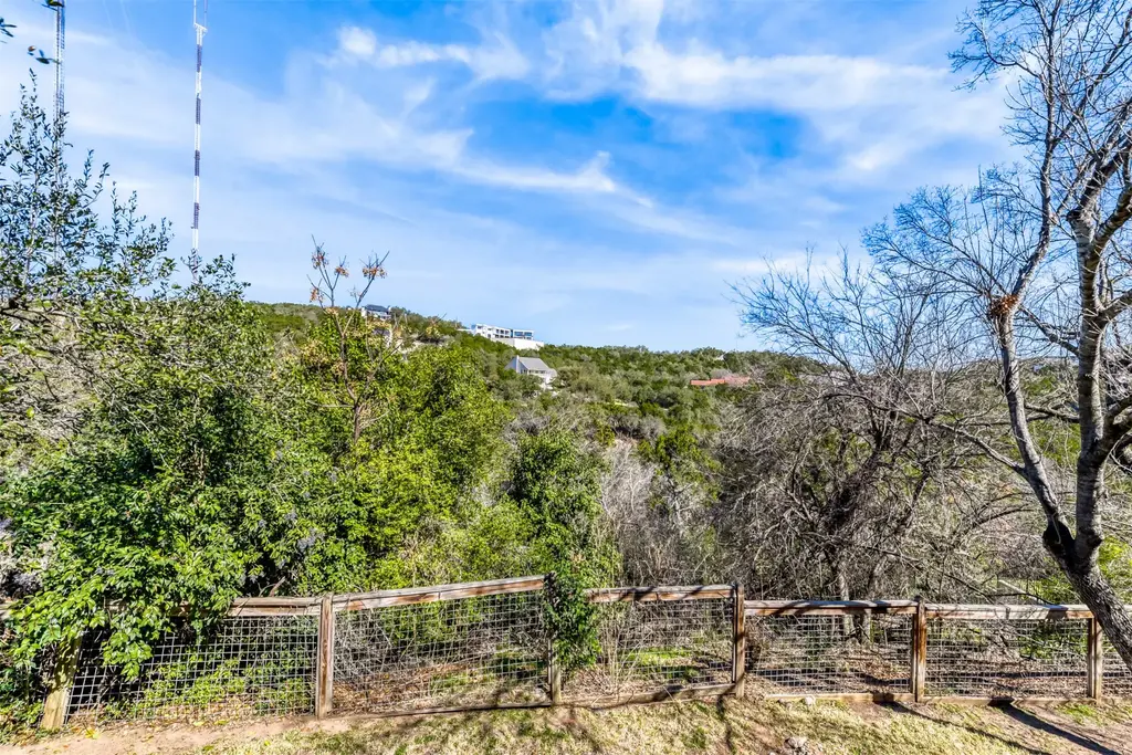2717 Trail Of The Madrones, Austin