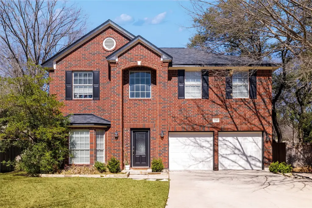 2210 Parkland Cove, Round Rock
