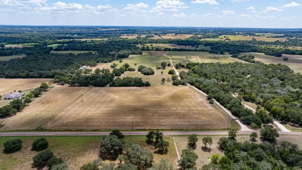2210 Hermis Road, Schulenburg