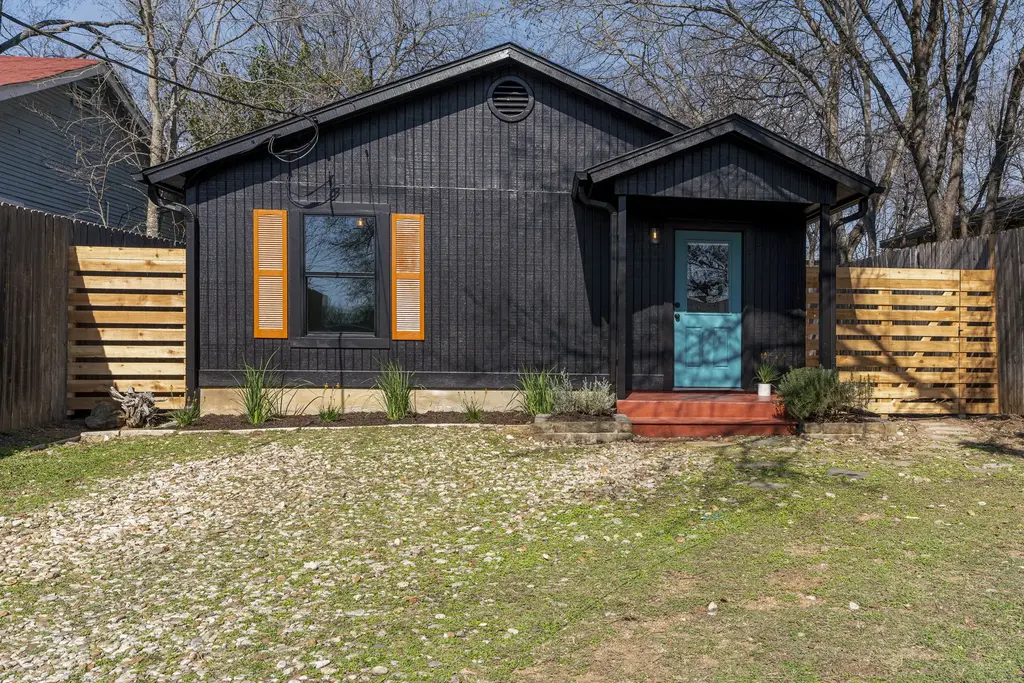 912 1/2 E 50th Street, Austin