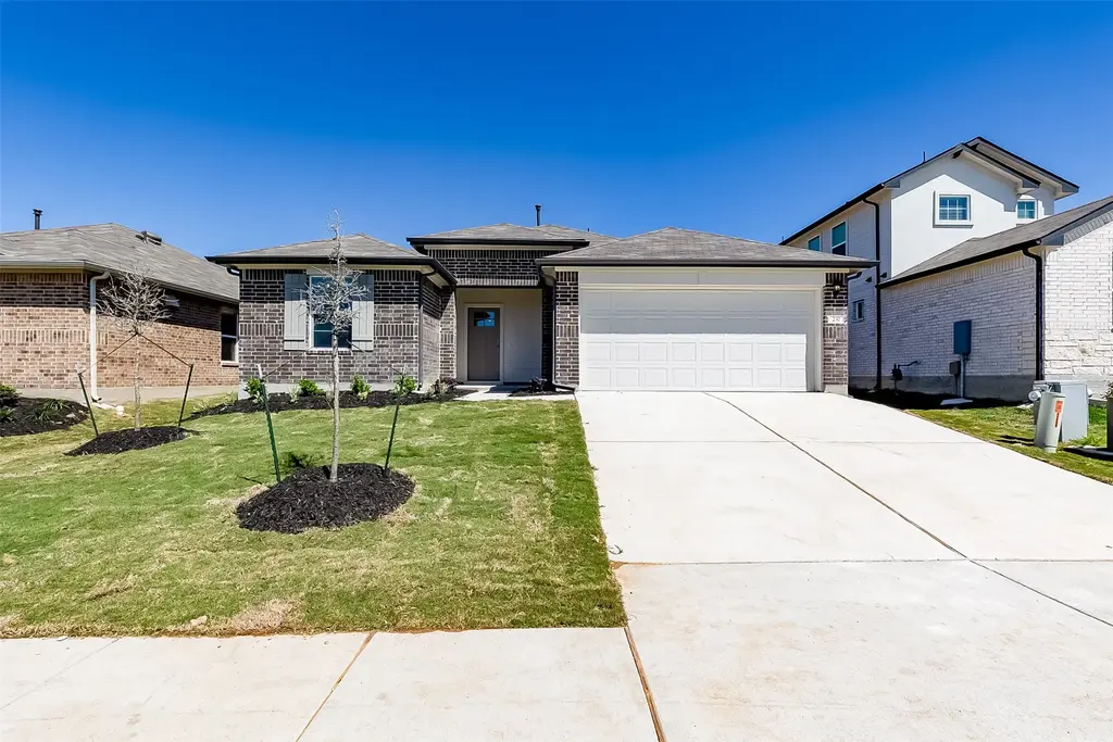 237 Sky Meadows Circle, San Marcos