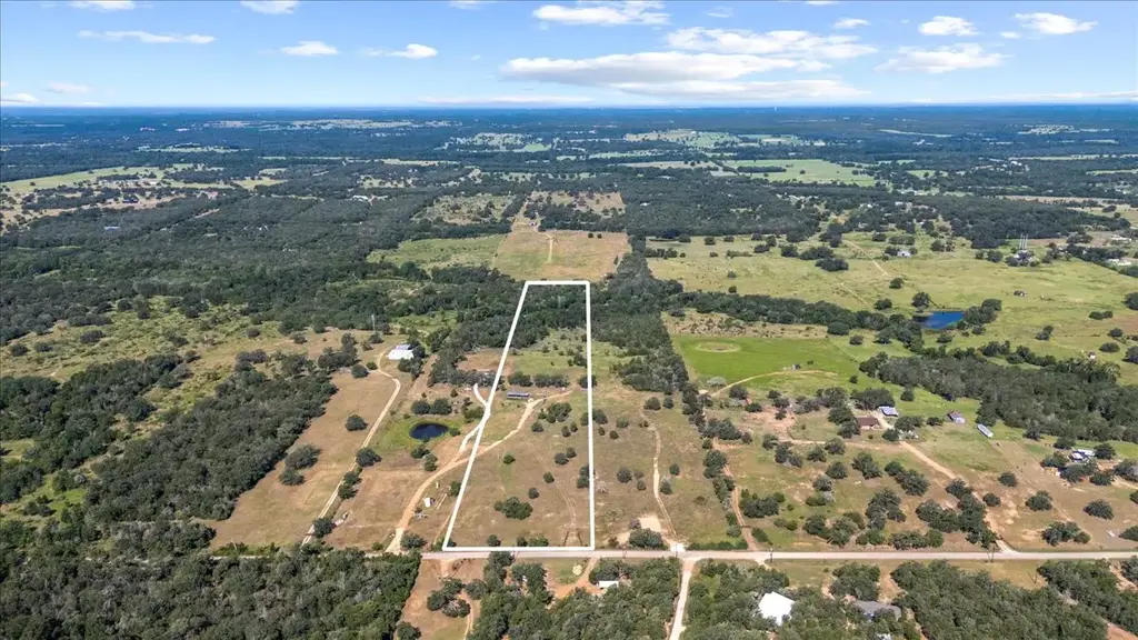 1038 League Line Road, Paige