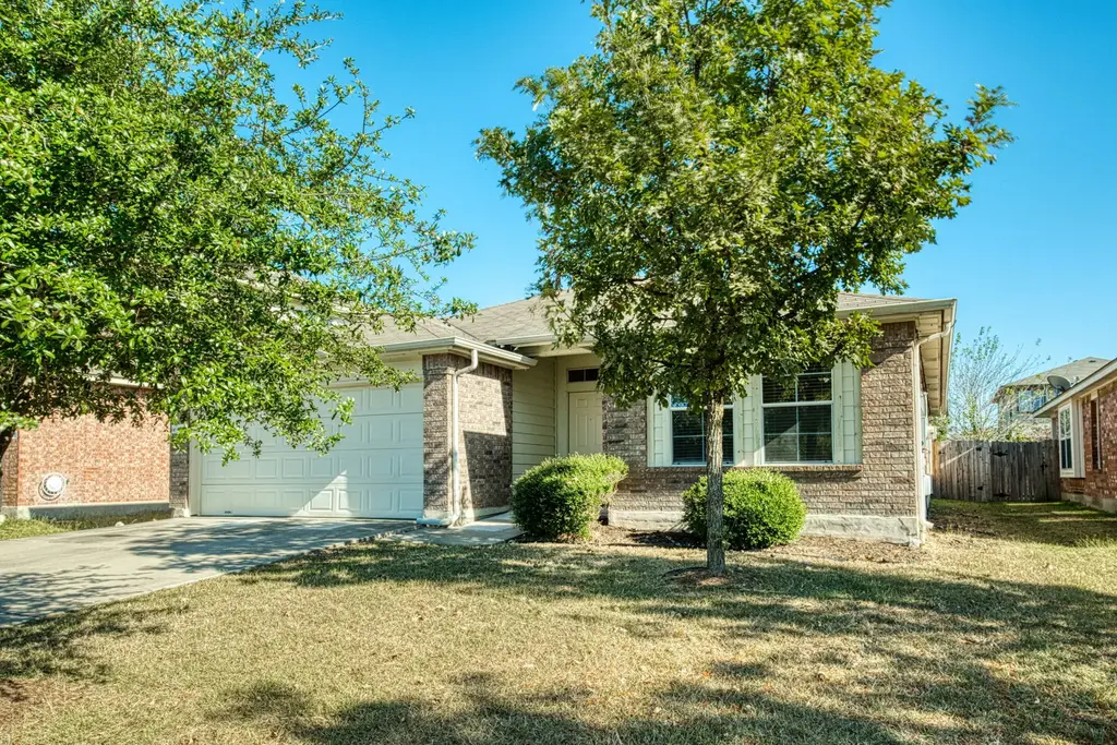13613 Lyndon B Johnson Street, Manor