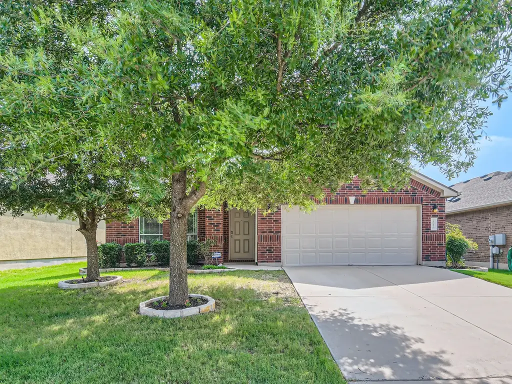 2016 Mary Ella Drive, Leander