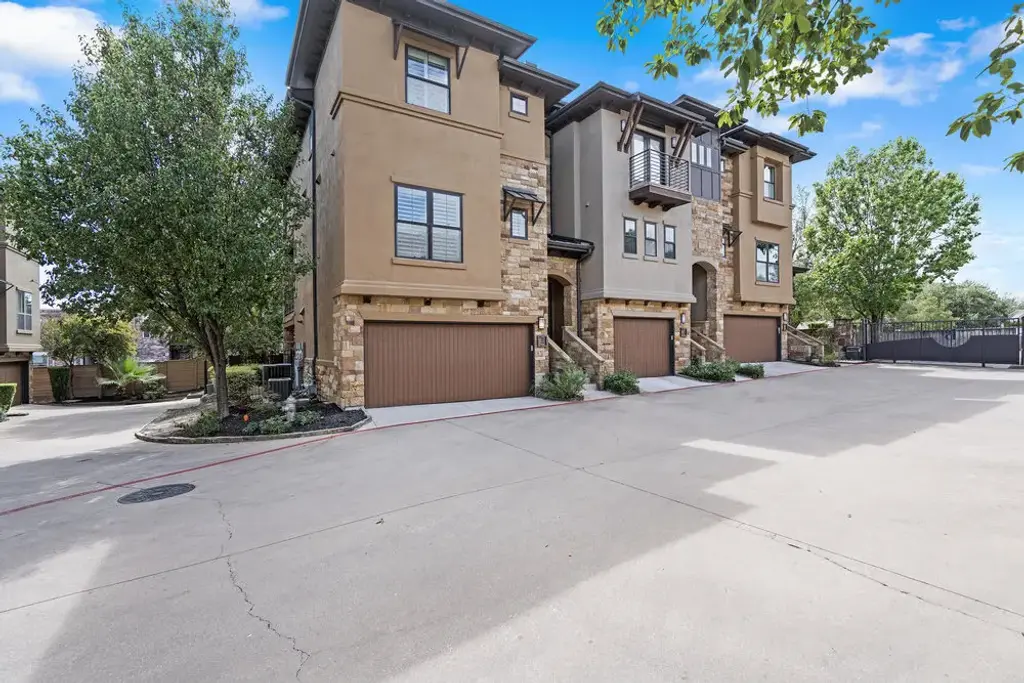 6533 E Hill Drive 3, Austin