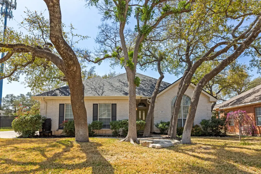 109 Riverview Drive, Georgetown
