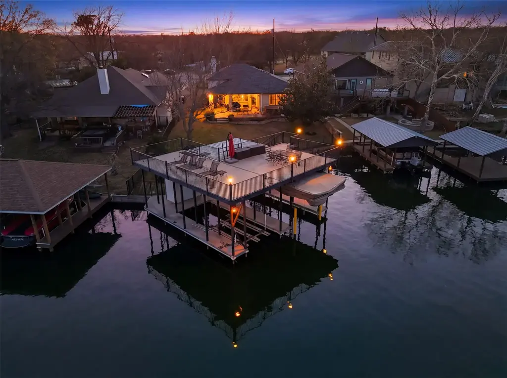 609 E Briarway Drive, Granite Shoals