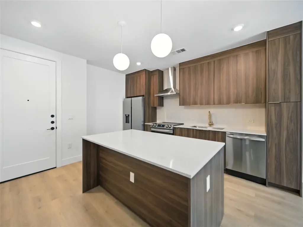1701 Simond Avenue 302, Austin