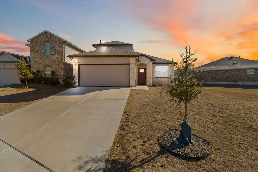 104 Sky Meadows Circle, San Marcos