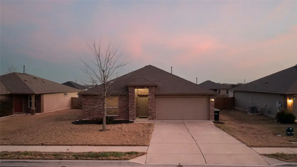 300 Camellia Drive, Hutto