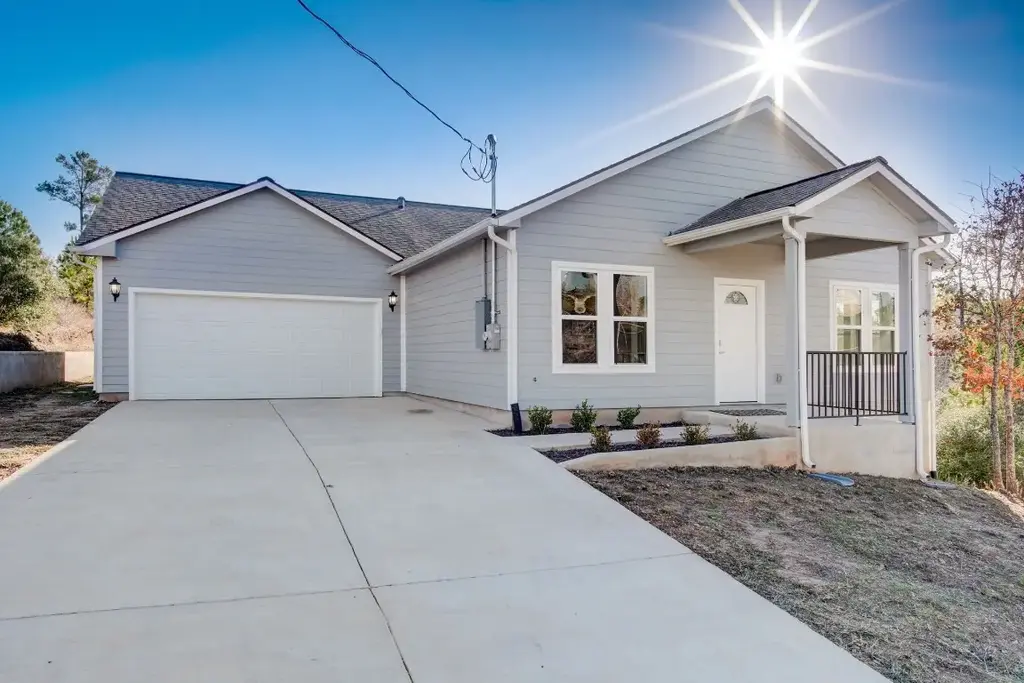 117 Ori Court, Bastrop