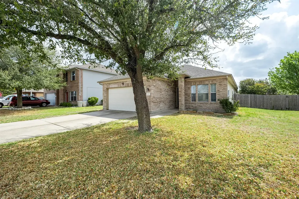 105 Almquist Street, Hutto