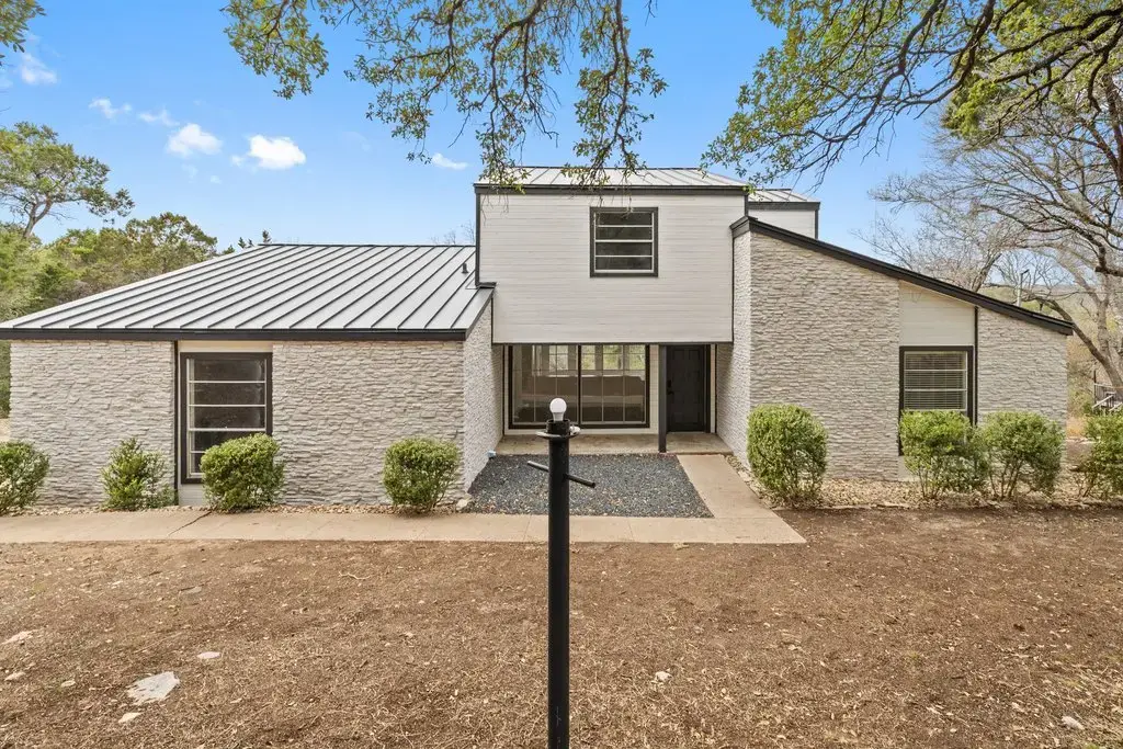 2204 Toro Canyon Road, Austin