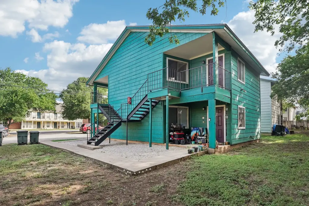 1634 Post Road, San Marcos