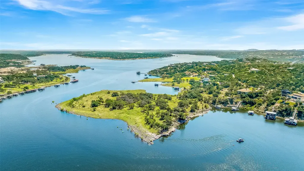 19813 Lakehurst Loop, Spicewood