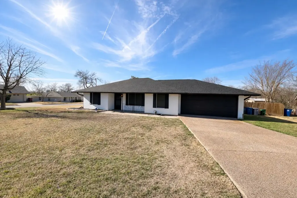 4500 Woodmoor Circle, Austin