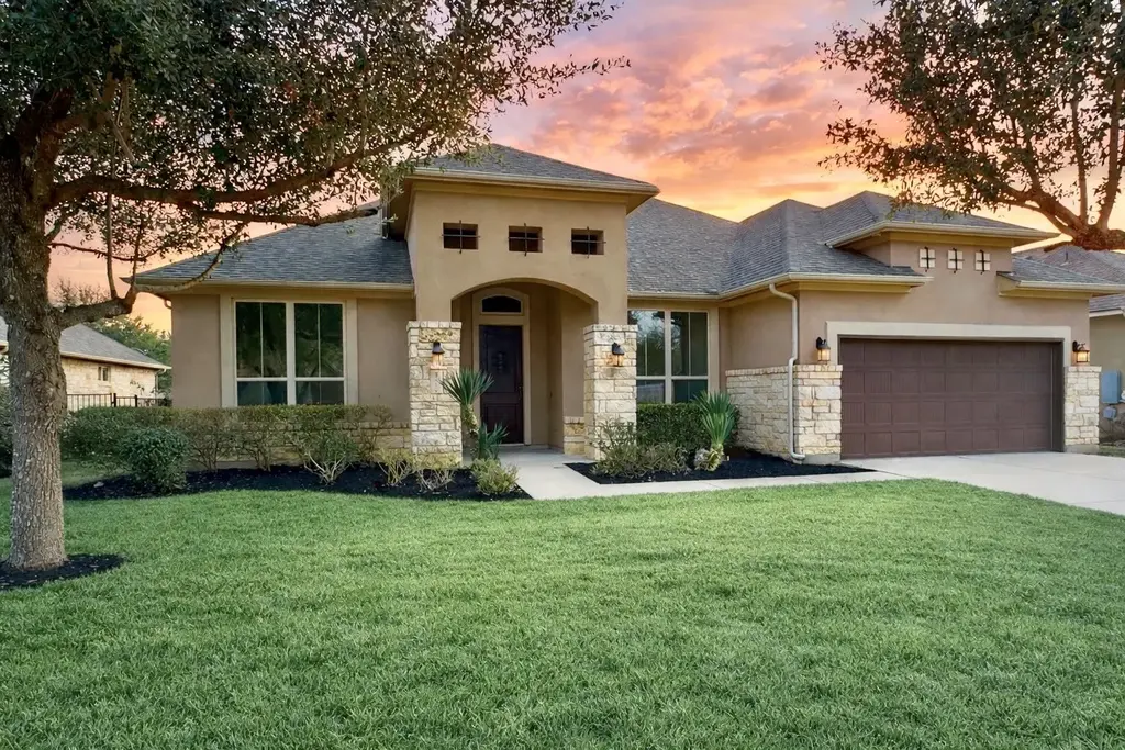 4725 Mont Blanc Drive, Bee Cave