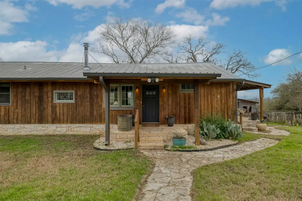 317 Walnut Creek Road, Bastrop