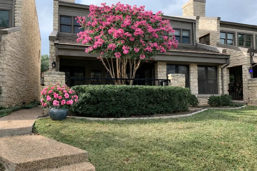 105 Birdie Drive, The Hills
