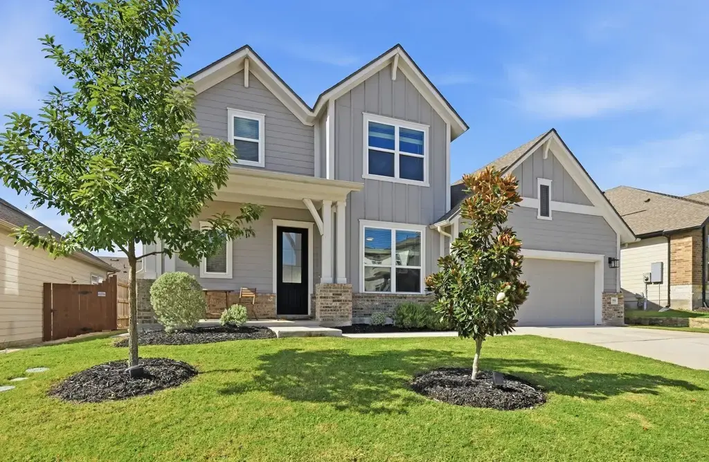 166 Twistleaf Drive, Buda