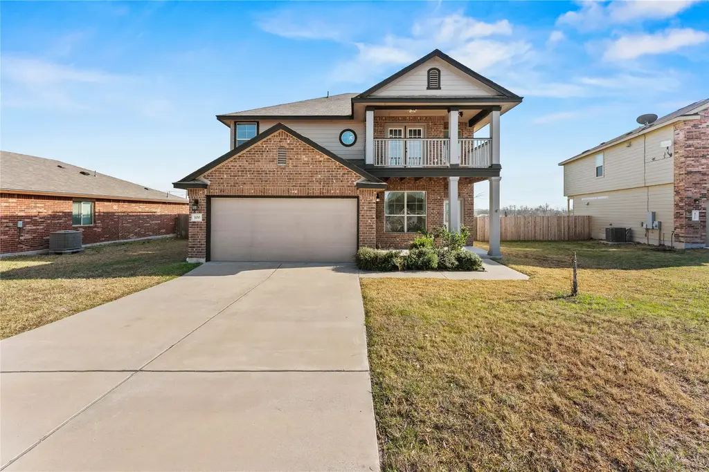 100 Serpentine Lane, Jarrell