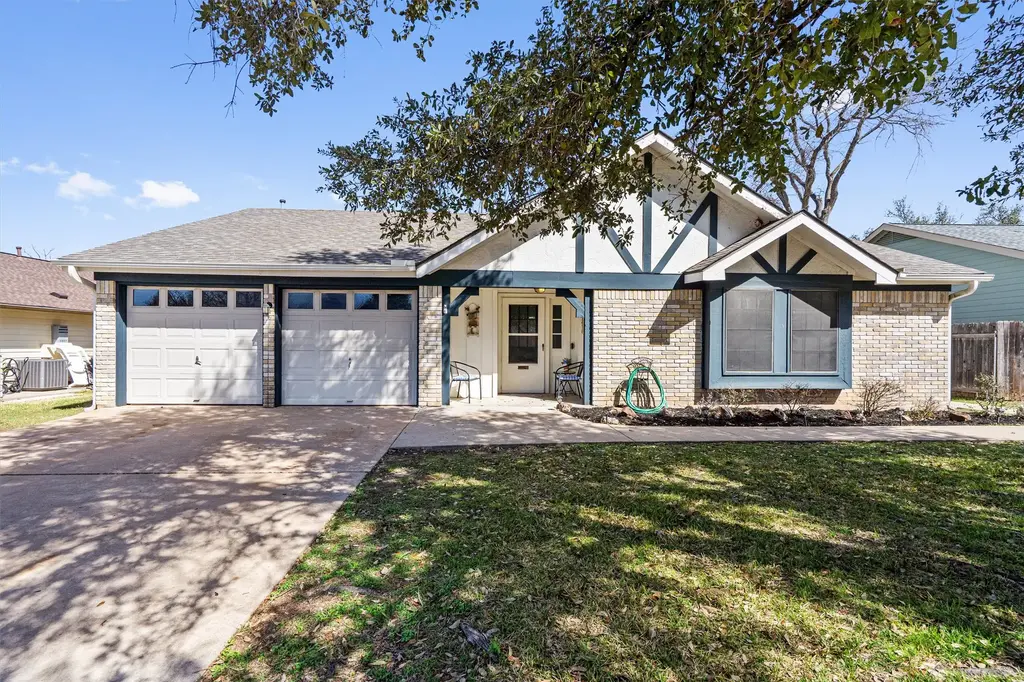 2624 Oak Meadow Drive, Round Rock