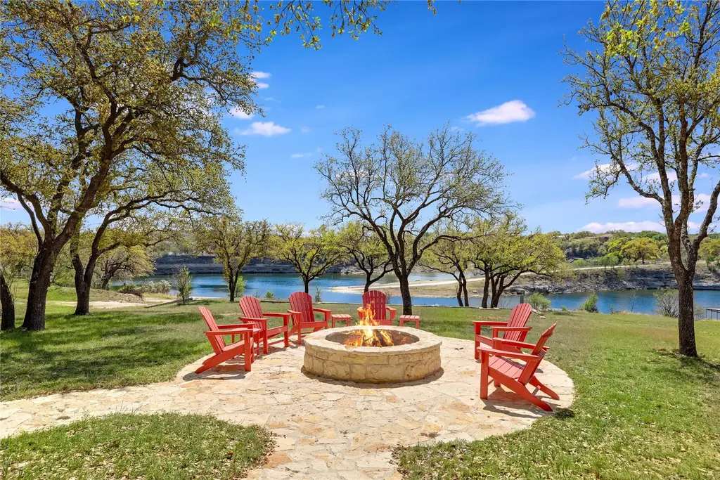 23605 Lakeside Drive, Marble Falls