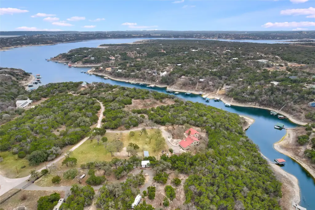 18205 Ridge Road, Lago Vista
