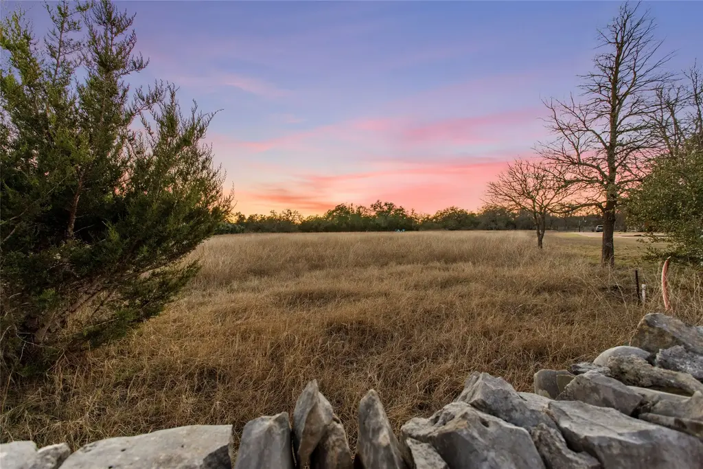 623 Dario Drive, Dripping Springs