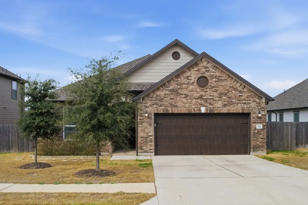 312 Linden Street, Bastrop