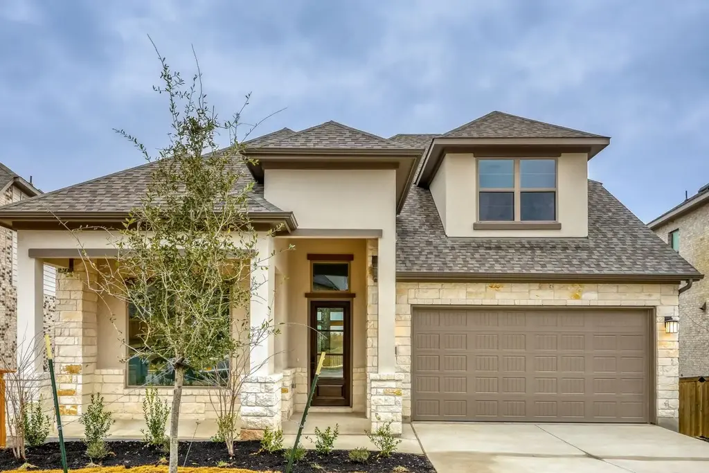 248 Prickly Poppy Loop, Kyle
