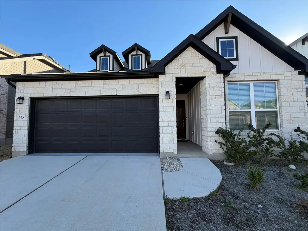 228 Regatta Trail, Leander